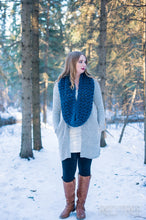 Load image into Gallery viewer, Infinity Scarf