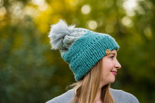 Load image into Gallery viewer, Two-Toned Teal Double Brim Toque