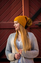 Load image into Gallery viewer, Trouble Free Toque