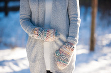 Load image into Gallery viewer, Alma Mittens