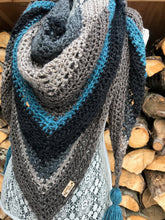 Load image into Gallery viewer, Light Blue Tea House Wrap