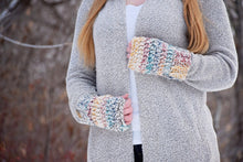 Load image into Gallery viewer, Fingerless Alma Mittens