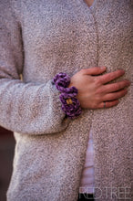 Load image into Gallery viewer, Velvet Scrunchies