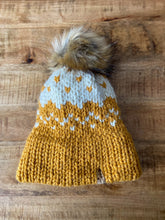 Load image into Gallery viewer, Design Your Own Mission Hill Toque
