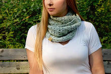 Load image into Gallery viewer, Succulent Infinity Scarf Crochet PATTERN
